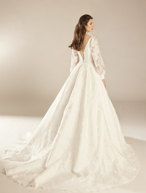 https://elisebride.ro/images/stories/virtuemart/product/Blaire 5.jpg